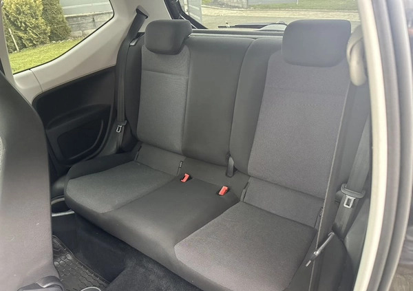 Volkswagen up! cena 17900 przebieg: 169000, rok produkcji 2012 z Margonin małe 137